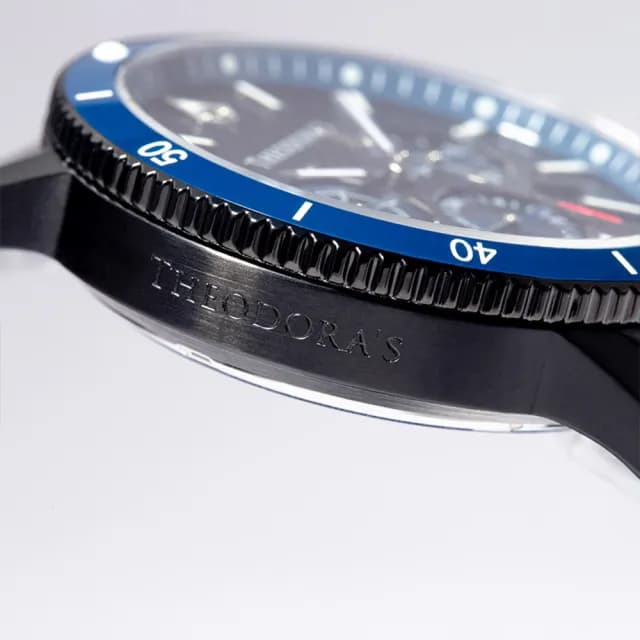 【THEODORA’S 希奧朵拉】(珍藏版)水行俠夜光潛水手錶藍黑蜂巢紋-鋼鍊帶黑(男款 真三眼計時 潛水錶)