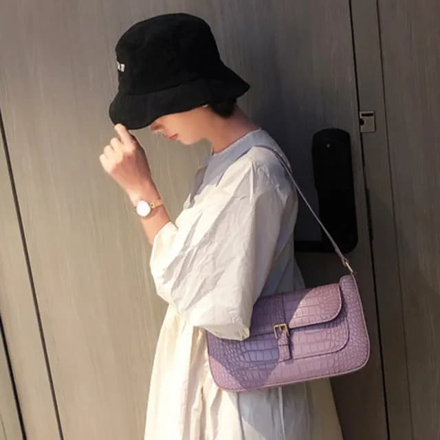 【LEESA】情人節禮物 鱷魚紋腋下包\女生包包\女士包包\PARTY包\晚宴包\高品質\歐美\肩背包\單肩包女\黑色包
