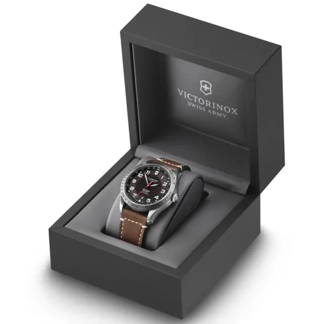 【VICTORINOX 瑞士維氏】AirBoss 經典飛行機械腕錶 畢業禮物 送禮 推薦(VISA-241973)