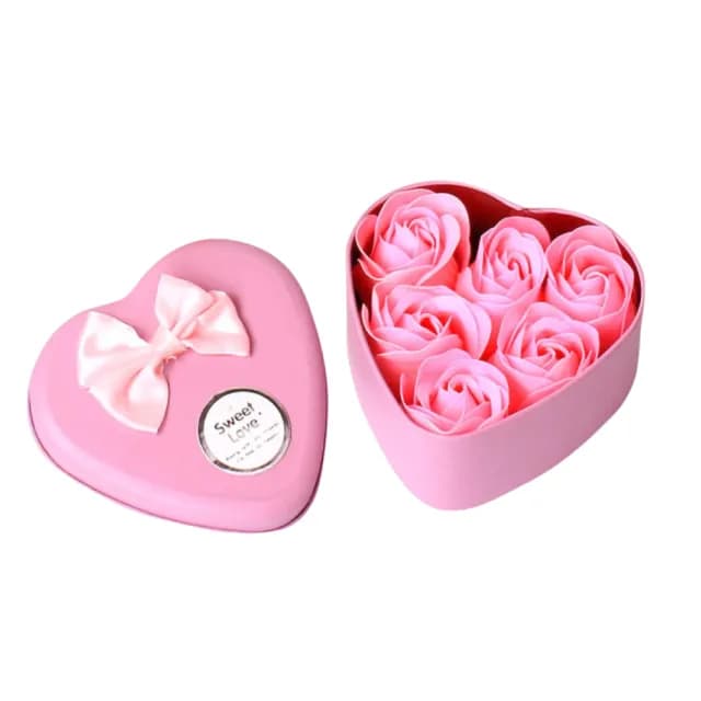 【情人節首選】浪漫愛心小巧香皂花鐵盒(花瓣香皂片 婚禮 情人節 活動禮 禮盒 禮物 生日 送禮)
