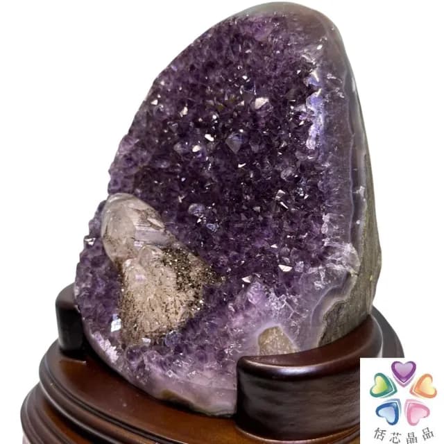 【恬芯晶品】UK3烏拉圭方解石水晶開運外來財(紫水晶消磁淨化財運財位招財招貴人紫晶鎮新年禮物新春)