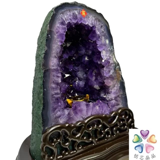 【恬芯晶品】9.55kg精選巴西紫水晶洞新居財位擺設XA49(紫鈦晶晶洞開運招財招貴人開業財位新春禮物)