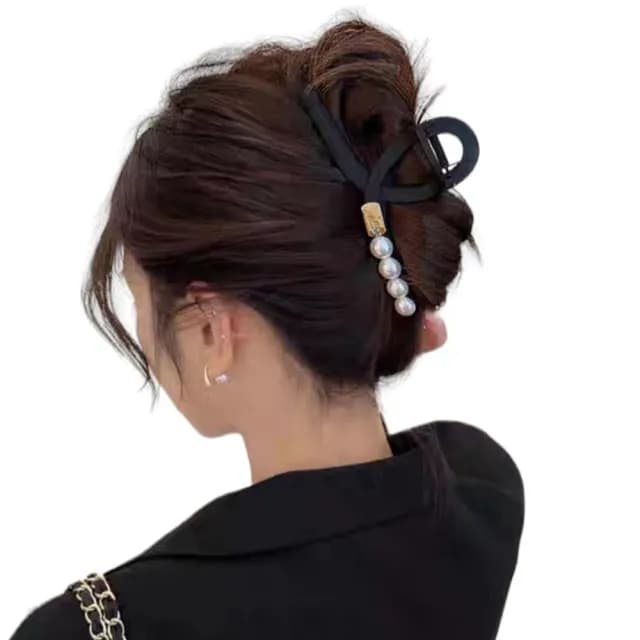 【HANA DOGE ハナ・ドーゲ】復古赫本小香風絕美高質感磨砂霧面珍珠交叉鯊魚夾髮夾(聖誕節禮物.交換禮物)