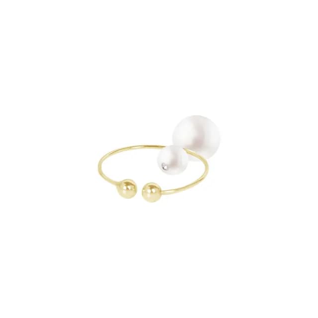 【Olivia Yao Jewellery】專為無耳洞設計 垂墜鋯鑽天然圓珍珠夾式耳環(COSMOS Collection)