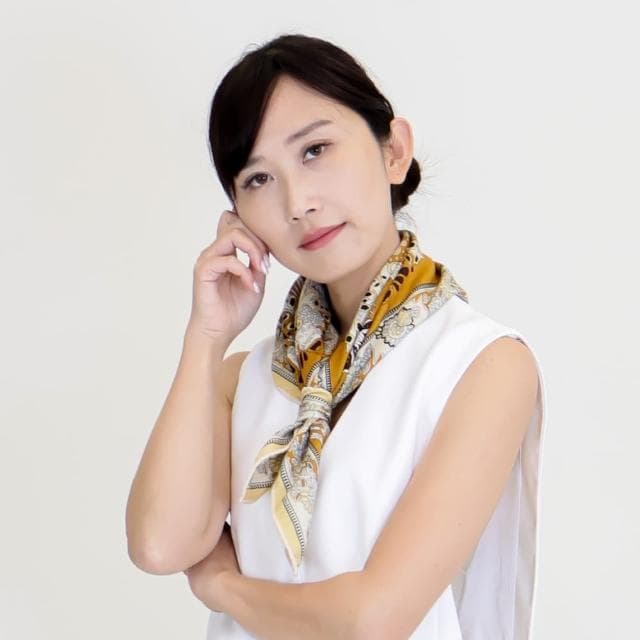 【BANNIES】蠶絲羊毛｜童話王國(圍巾 披肩 羊毛 蠶絲)