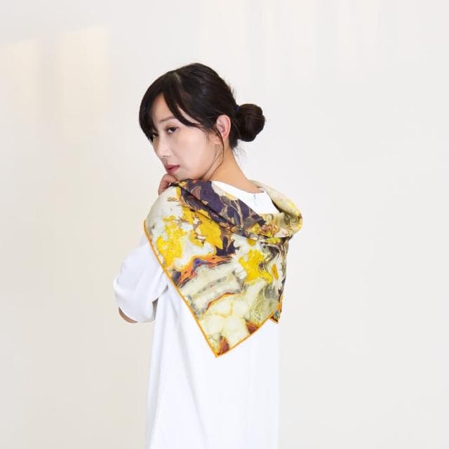 【BANNIES】蠶絲羊毛｜驕陽雛菊(圍巾 披肩 羊毛 蠶絲)