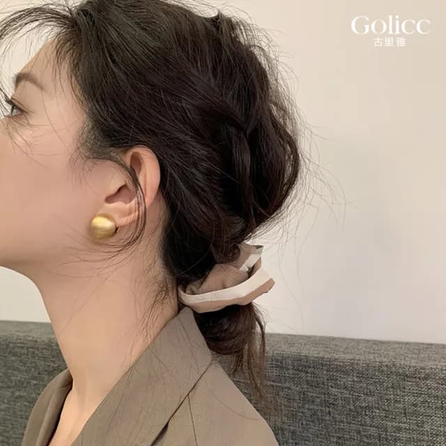【Golicc】耳環 高級感 霧面拉絲 圓球耳環(99購物限定 生日 飾品 耳釘 耳飾 耳墜 禮物)