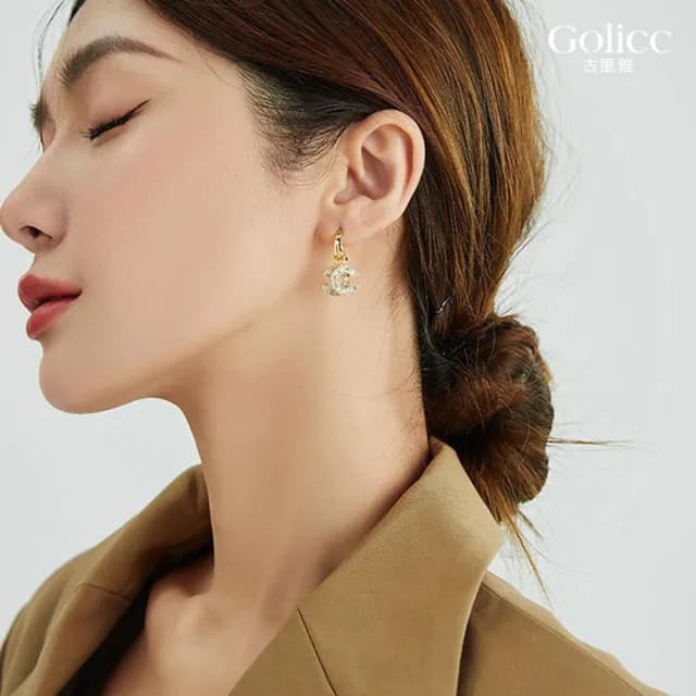 【Golicc】耳環 動人雙C 精緻鋯石(雙11 聖誕節 生日 飾品 耳釘 耳飾 耳墜 禮物)