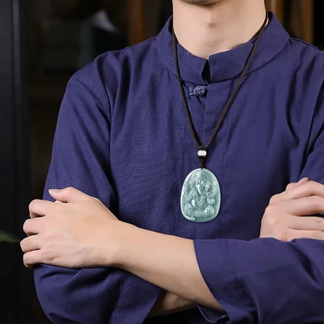 【Paiya 派亞】A貨翡翠藍水象神冰種玉石吊墜象鼻財神男士玉墜女款挂件(過節送禮/交換禮物)