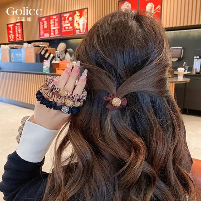 【Golicc】髮圈 韓國 高彈力 水鑽 4入裝(七夕 情人節 生日 髮飾 頭飾 大腸圈 髮夾 禮物)