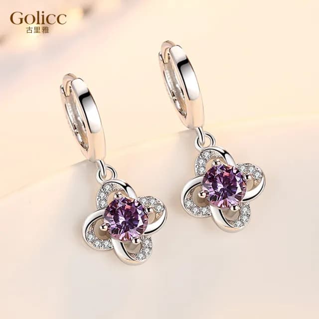 【Golicc】耳環 優雅幸運草 永恆花語(七夕 情人節 生日 飾品 耳釘 耳飾 耳墜 禮物)
