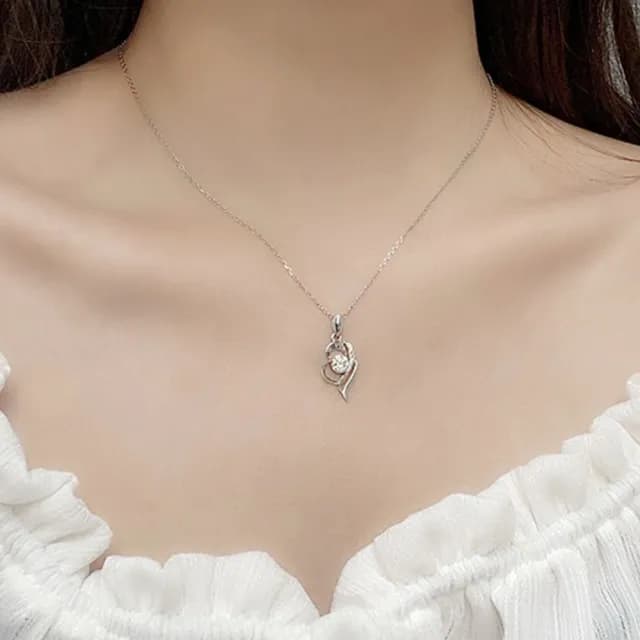 【LEEHER】羽毛項鍊/韓國項鍊/情人節禮物/生日禮物/項鍊/愛心項鍊/吊墜飾品/閨蜜項鍊/純銀項鍊