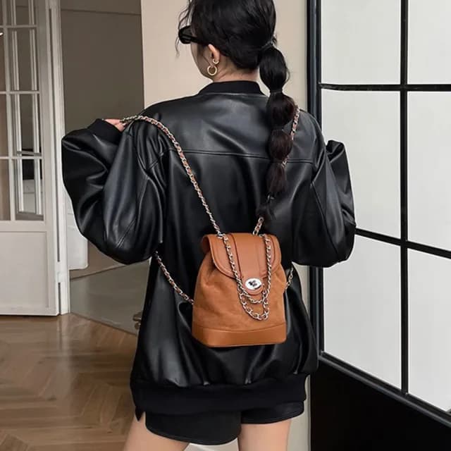 【MoonDy】情人節禮物 包包 水桶後背包 小背包 小香風包包 美拉德包包 復古後背包 小水桶包 磨砂皮包包 鏈 