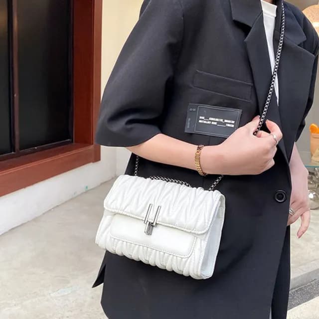 【MoonDy】情人節禮物 包包 單肩女包 女生鏈條包 小香風包包 側背包 小包包 2022 小方包 肩背包 斜背包 女