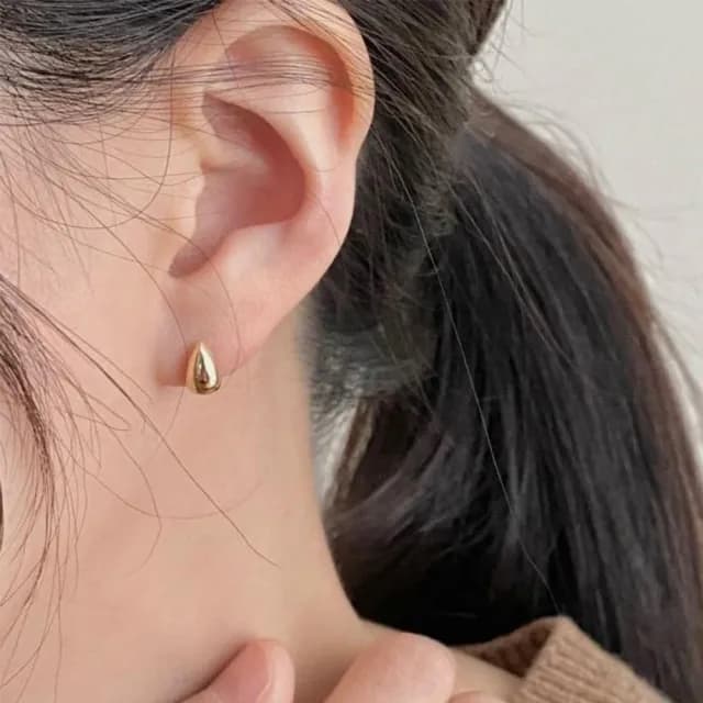 【MoonDy】情人節禮物 七夕 包包 水滴耳環 純銀耳釘 韓國耳環 純銀耳環 小耳環 耳釘 ins耳環 耳飾 銀耳環