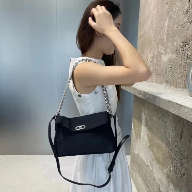 【LEEHER】情人節禮物 七夕 尼龍包/小香風包包/鏈條包/托特包/單肩包/韓國包包/斜背包/手拿包/黑色包包/休