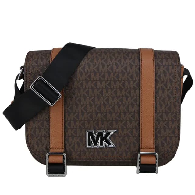 【Michael Kors】COOPER系列雅痞風男士PVC皮革 斜背包 / 郵差包 / 側肩包(字母/咖)
