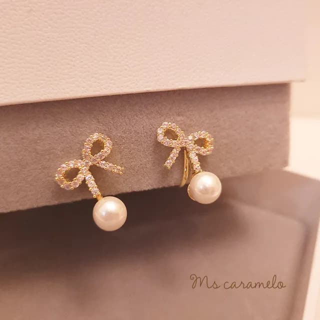 【焦糖小姐 Ms caramelo】夾式耳環(貝珠+鋯石耳環)