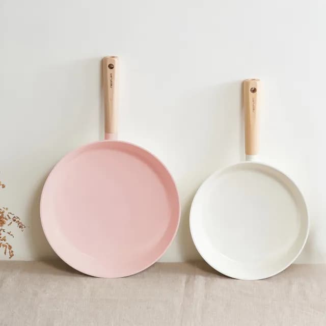 【NEOFLAM】陶瓷深平底鍋IH雙鍋組28cm+24cm(IH爐可用鍋/非鐵氟龍不沾塗層)