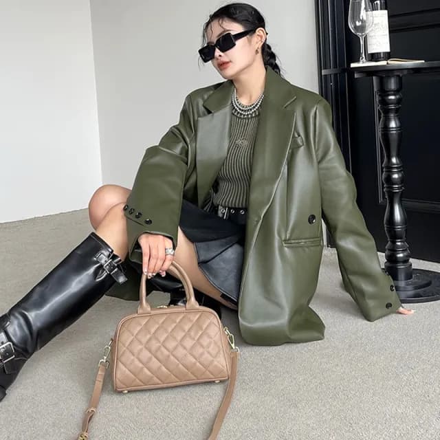 【LEESA】情人節禮物 皮革包包\手提包\包包女\斜背包\波士頓包\小方包\復古包\歐美包\日系包包\小包包\奶茶