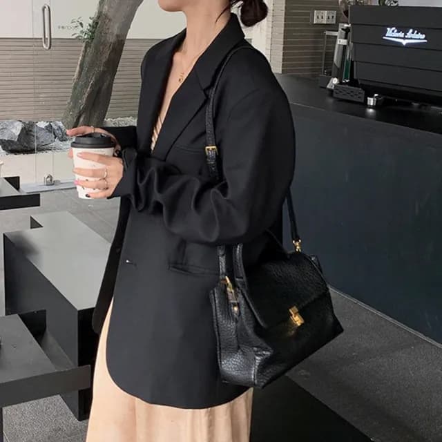 【LEESA】情人節禮物 小方包\復古包包\皮革包包\大容量\通勤包\托特包\包包女\側背包\單肩包\手提包\白色包