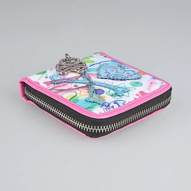 【TOKIDOKI】情人節禮物 TOKIDOKI 藍色透明LOGO日系塗鴉圖案尼龍對折拉鍊短夾(粉紅x彩)