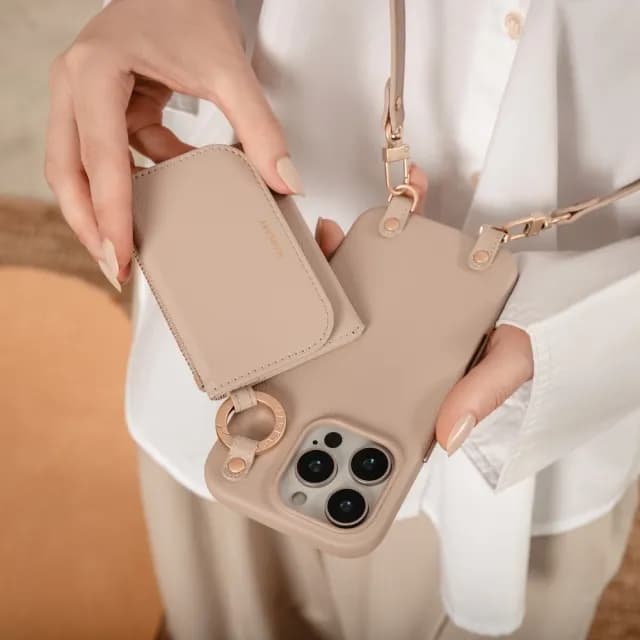 【MAGEASY】iPhone 16 Pouch M 錢包掛繩支架磁吸手機殼(iPhone 16/Plus/Pro/Pro Max)