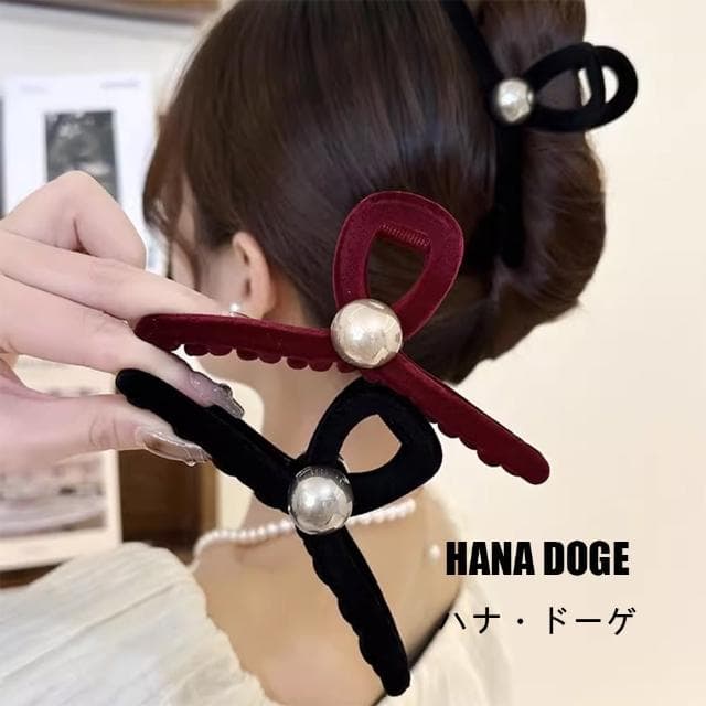 【HANA DOGE ハナ・ドーゲ】日系小香風高級感絲絨鯊魚夾大髮夾(聖誕節.交換禮物)