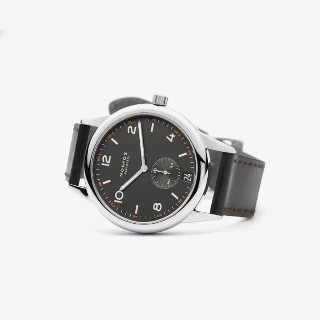 【NOMOS】Club系列 自動上鍊 小秒針 時尚機械腕錶 畢業禮物 送禮 推薦 38.5mm(774)