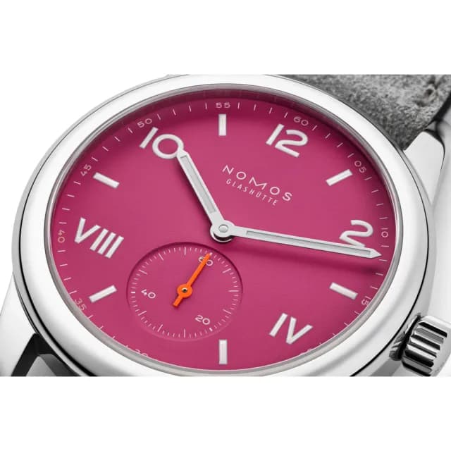 【NOMOS】Club系列 手動上鍊 小秒針 時尚機械腕錶 畢業禮物 送禮 推薦 36mm(711)