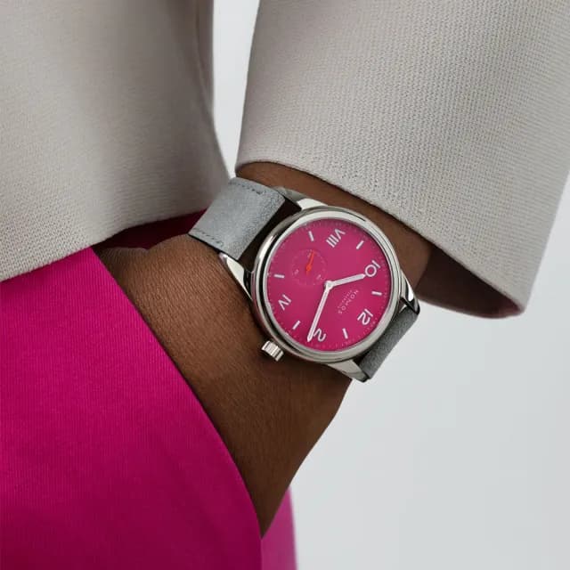 【NOMOS】Club系列 手動上鍊 小秒針 時尚機械腕錶 畢業禮物 送禮 推薦 38.5mm(728)