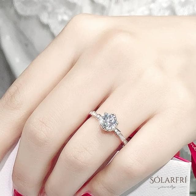 【SOLARFRi】輕奢閃耀戒指｜可調整戒圍大小禮盒包裝(情人女友母親老婆紀念日禮物)