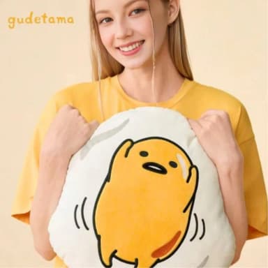 【gudetama 蛋黃哥】蛋黃哥Gudetama超柔絨毛抱枕靠墊靠枕玩偶枕頭(男友女友生日情人聖誕交換禮物)