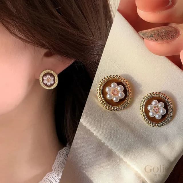 【Golicc】復古金邊珍珠花朵耳環(七夕 情人節 生日 飾品 耳釘 耳飾 耳墜 禮物)