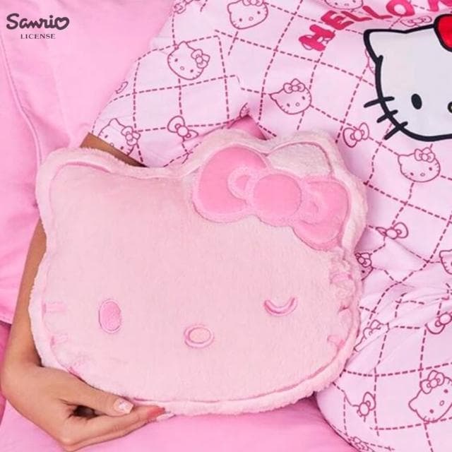 【WOONUE】Hello Kitty凱蒂貓超柔絨毛薄抱枕靠墊靠枕玩偶沙發枕頭(女友女兒老婆生日情人聖誕交換禮物)
