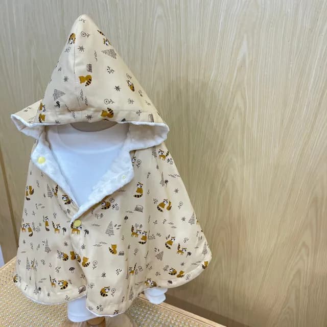 【Lianne baby】森林浣熊嬰幼兒新生兒-100公分斗篷嬰兒禮物(滿月禮 收涎禮物 週歲禮 彌月禮盒)