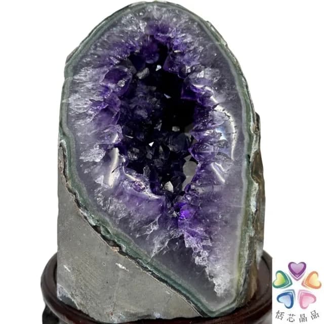 【恬芯晶品】M11頂級烏拉圭帝王紫水晶開運招財(辦公室消磁淨化風水財運財位招貴人紫晶鎮禮物補財庫)