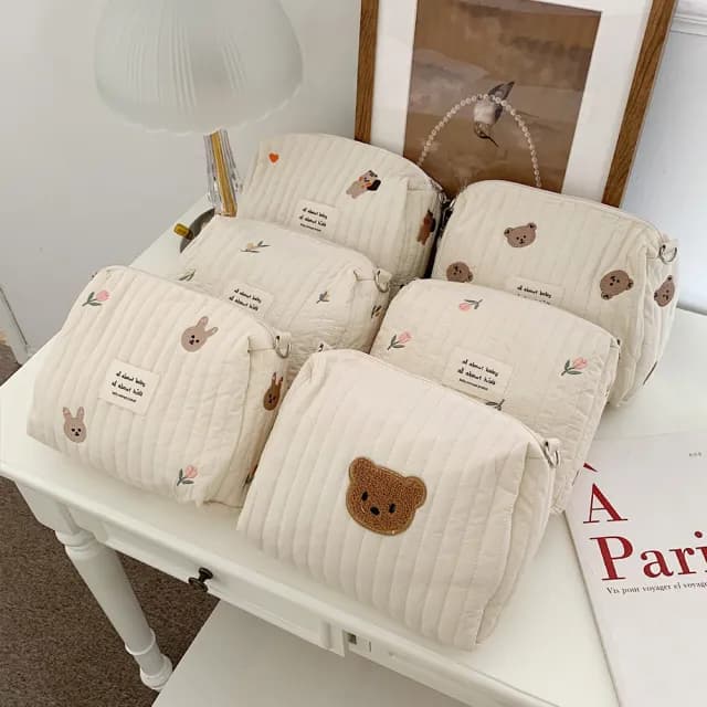 【KT DADA】情人節禮物 嬰兒車掛包 化妝包 待產包 刺繡包 收納包 尿布包 母嬰包 隨身小包 媽媽包 大容量 攜