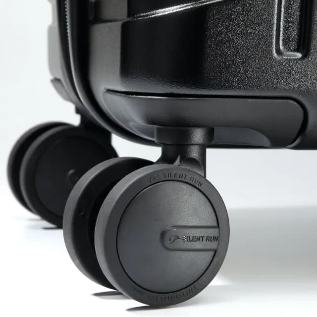 【SWISS STYLE】BERMAS 戰艦箱二代20吋 - 日本Hinomoto頂規靜音飛機輪 可擴充行李箱 登機箱(三色任選)