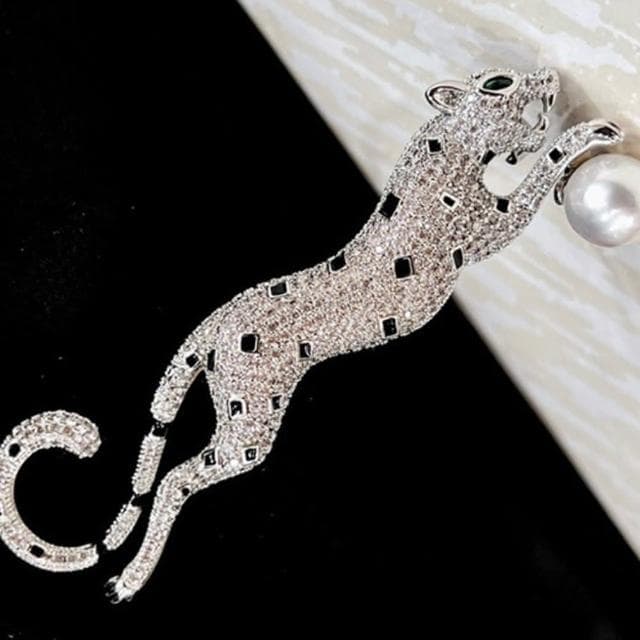 【Penny珮妮】金錢豹鑲嵌鋯石珍珠胸針(母親節禮物/交換禮物/送女友/送男友/生日禮物/情人節/送男友/父親節)