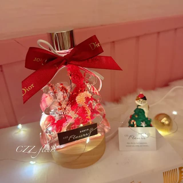 【喜滋滋花藝】許願聖誕樹浮游花永生花夜燈禮盒-經典聖誕紅(交換禮物/聖誕禮物/生日禮物/耶誕節/聖誕卡片)