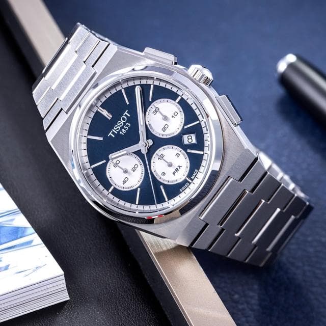 【TISSOT 天梭 官方授權】PRX系列 復古風酒桶型三眼計時機械錶-42mm/藍 熊貓錶 禮物(T1374271104100)