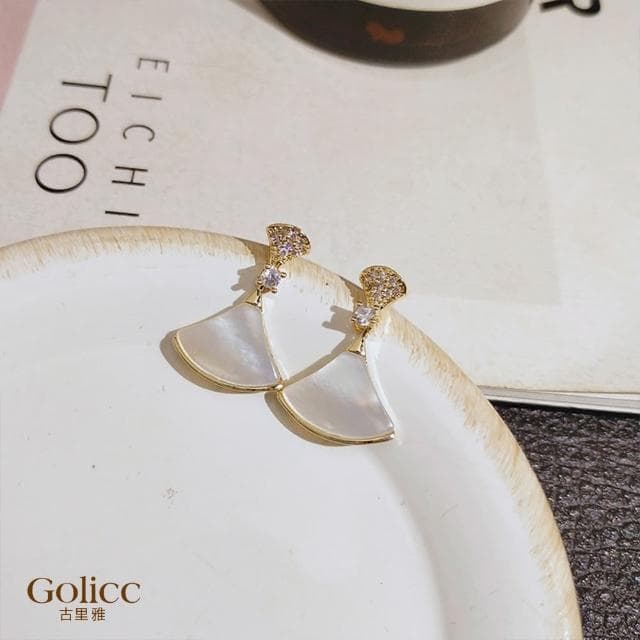 【Golicc】耳環 法式精鑲 優雅扇形小裙(母親節 生日 情人節 飾品 耳釘 耳飾 耳墜 禮物)