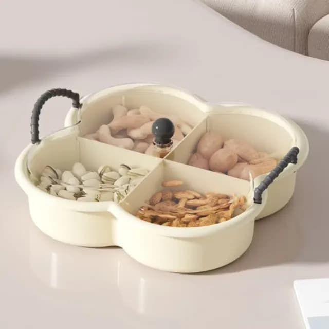 【節慶必備】家用零食分格盒(新年 大容量 糖果 果乾 客廳 收納盒 禮物 節日 瓜子盤)