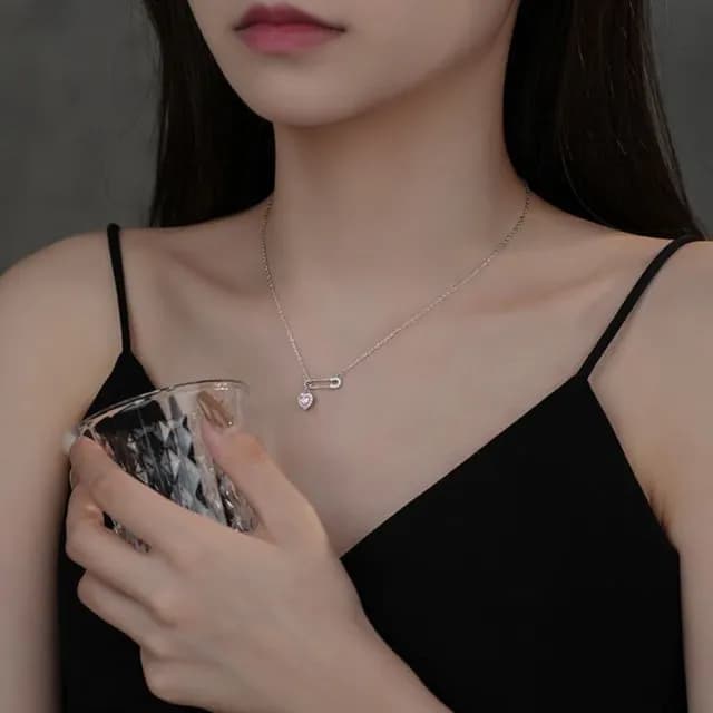 【Penny珮妮】S925愛心迴紋針造型鑲鑽項鍊(母親節 交換禮物 送女友 生日禮物 情人節 尾牙 新年禮物 結婚)