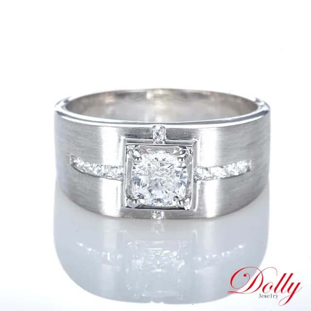 【DOLLY】1克拉 F/VS1 天然鑽石枕型車工14K金求婚鑽石男戒(父親節 長輩送禮 交換禮物首選)