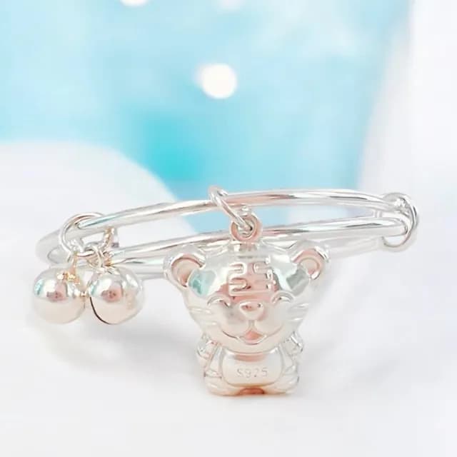 【珠兒綠】999純銀 生肖笑笑虎兒童搖鈴手鐲 兒童禮物 開運 純銀手鐲 純銀手鍊 彌月禮物(附高級禮盒禮袋)