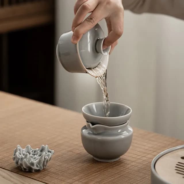 【南山居】冰灰釉茶具套裝(荷香側把壺10頭套裝)
