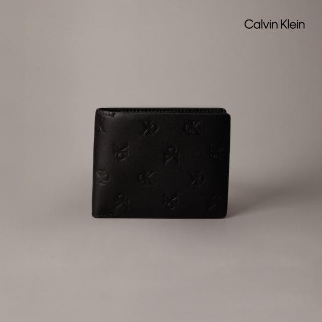 【Calvin Klein】官方旗艦館 CK Monogram 壓花標誌對摺式錢包_黑色