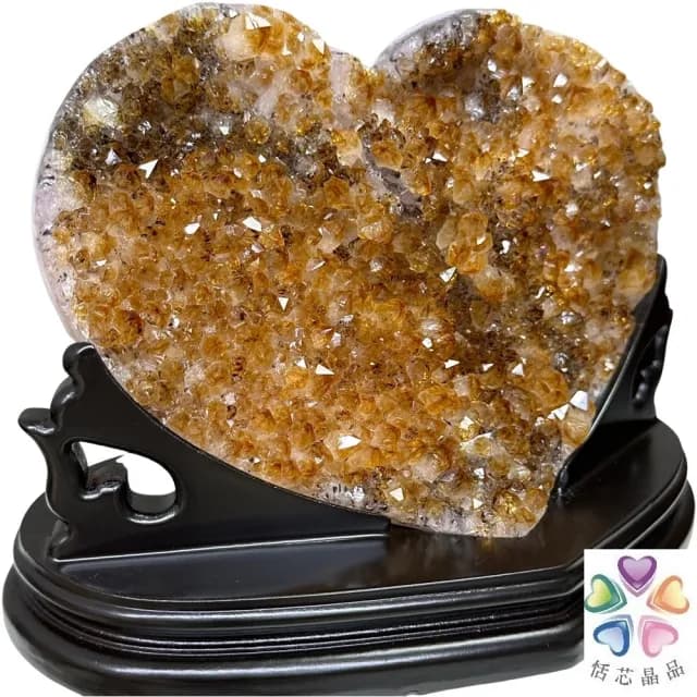 【恬芯晶品】YH9巴西頂級黃水晶愛心招財擺件(黃水晶片消磁淨化招財開運財位運勢提升過年新春情人節禮物)
